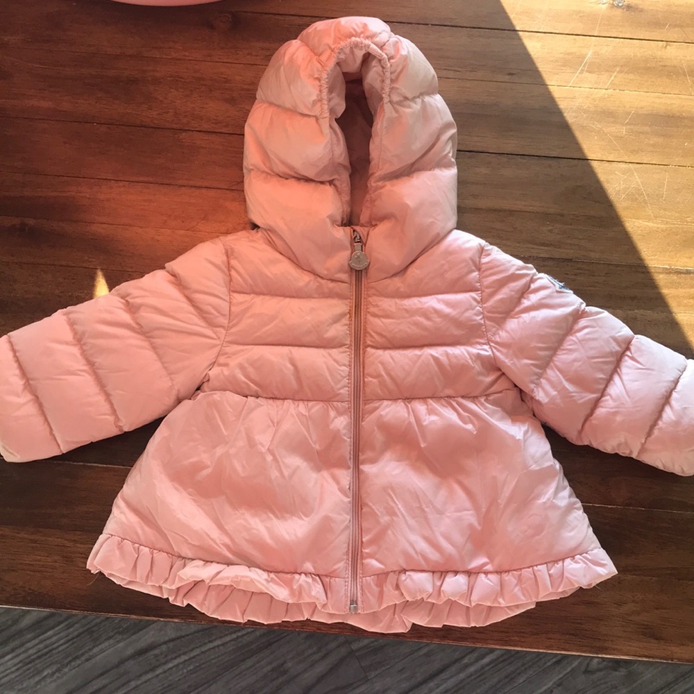 Childrens cream colored puffer jacket with one repair as shown in picture